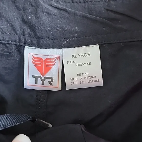 NWT Ladies Tyr Shorts Sx XL - Picture 2 of 3